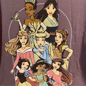 Disney Old Navy Princess Tee Unisex Size L (10/12)
